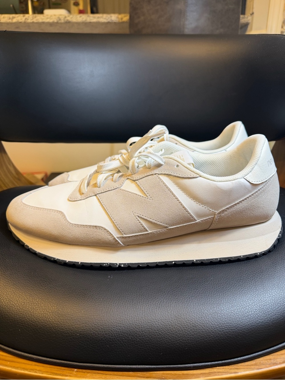 New Balance 237 'Sea Salt' (Style Code: MS237SE) Size 15